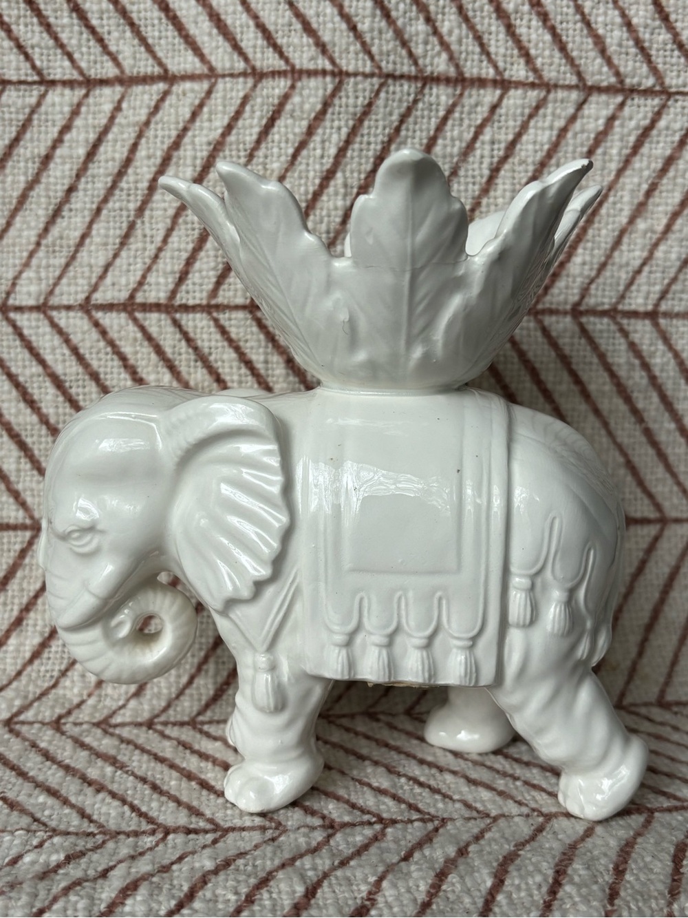 White ceramic elephant jewelry holder